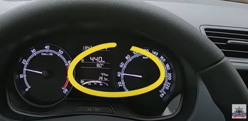 Schimbul treptelor de viteză (din superioare în inferioare)