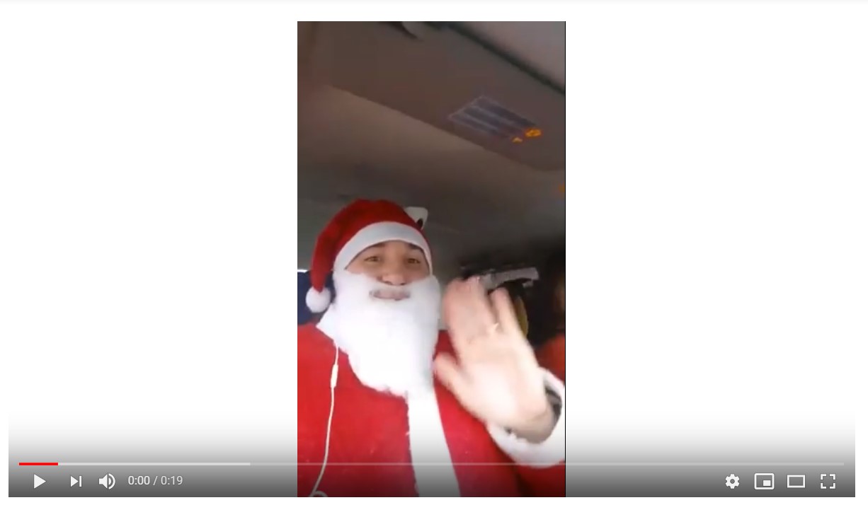 La mulți ani și sărbători fericite!